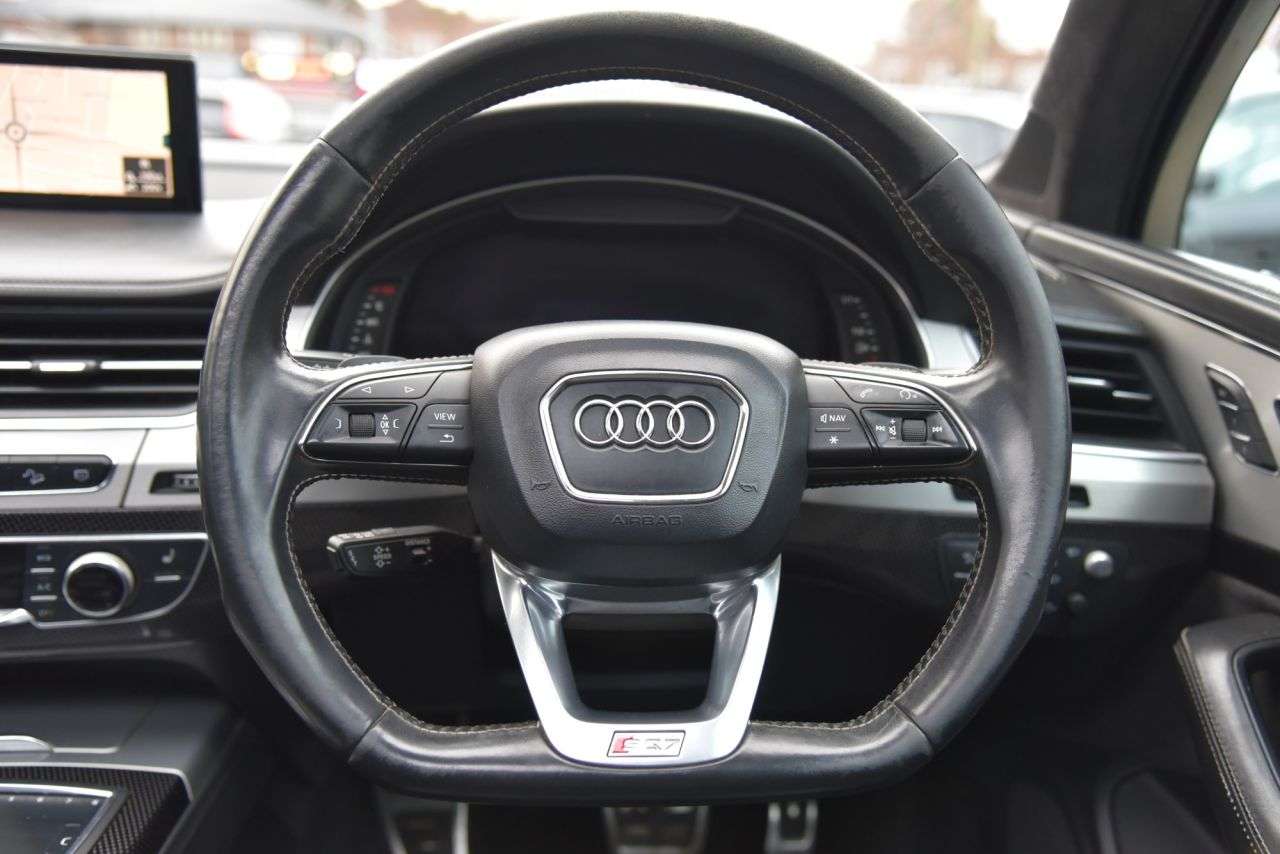 2018 AUDI SQ7 2018 AUDI SQ7