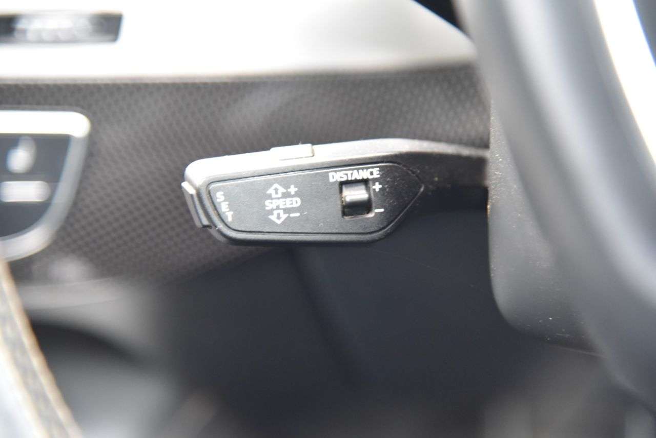 2018 AUDI SQ7 2018 AUDI SQ7