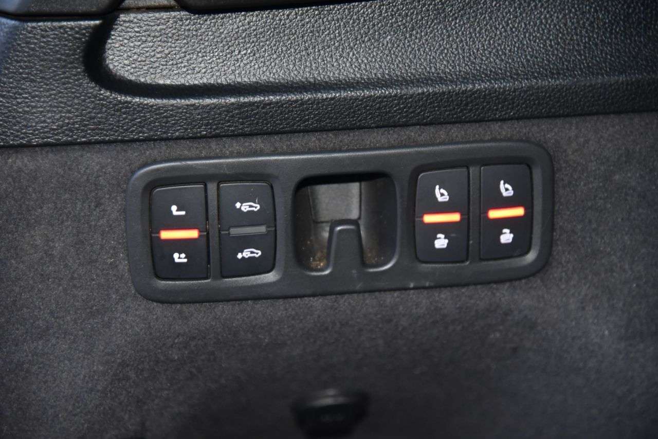 2018 AUDI SQ7 2018 AUDI SQ7