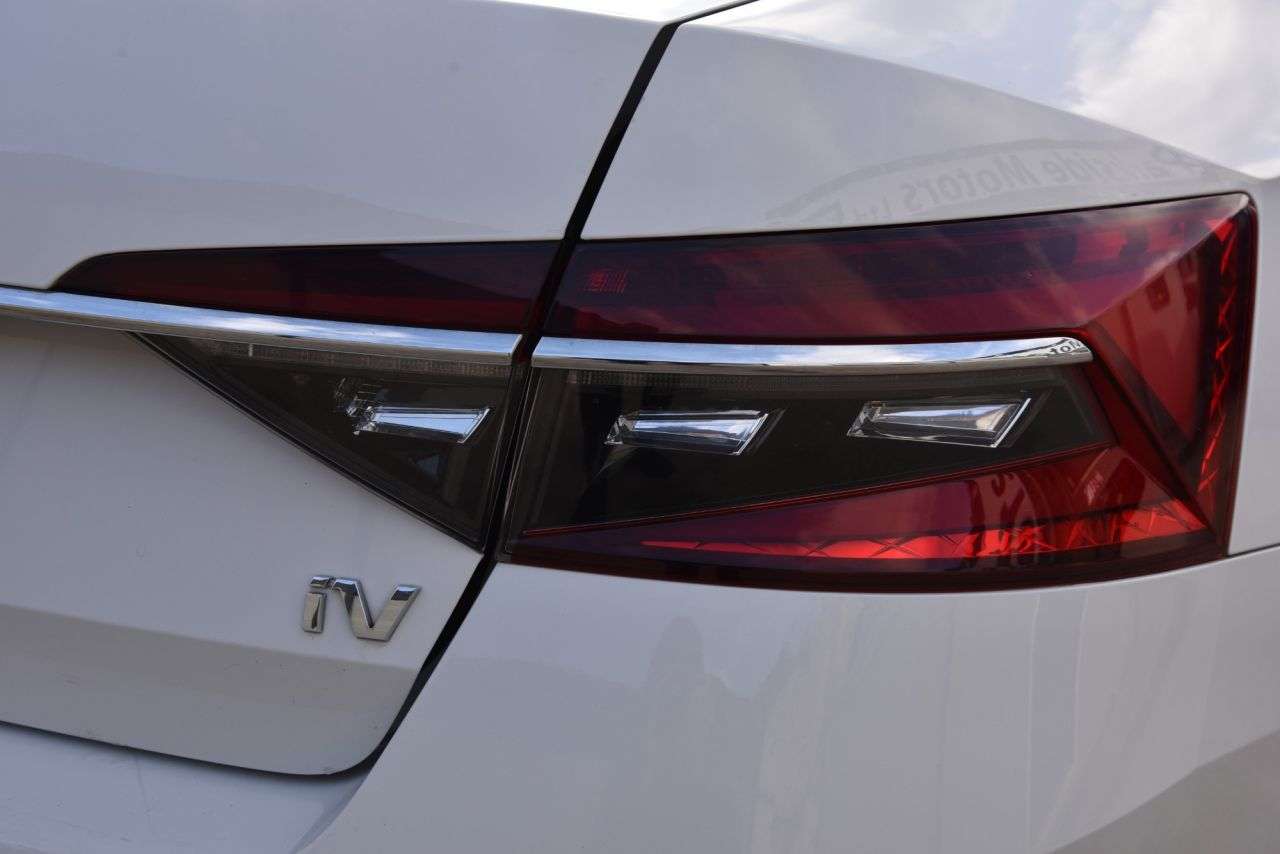 2020 SKODA SUPERB 2020 SKODA SUPERB