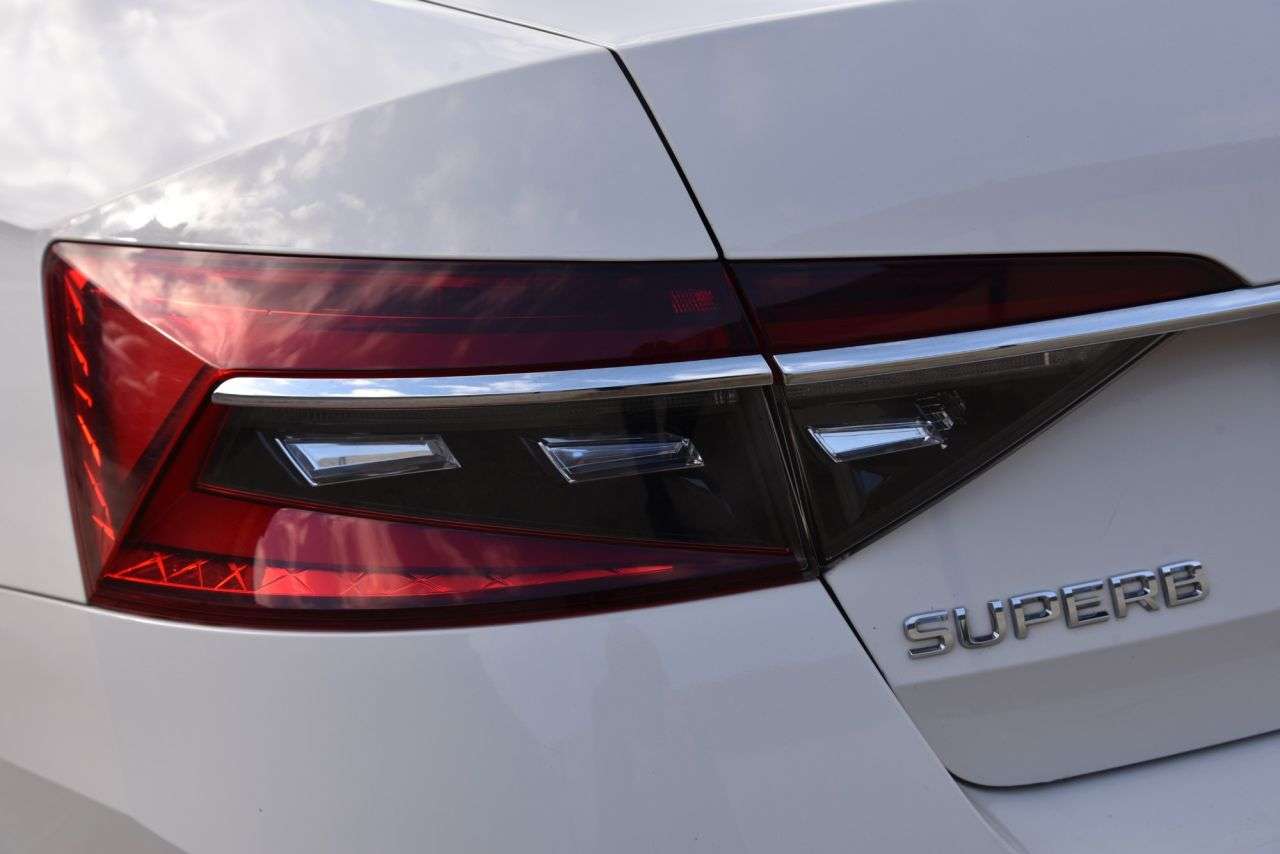 2020 SKODA SUPERB 2020 SKODA SUPERB