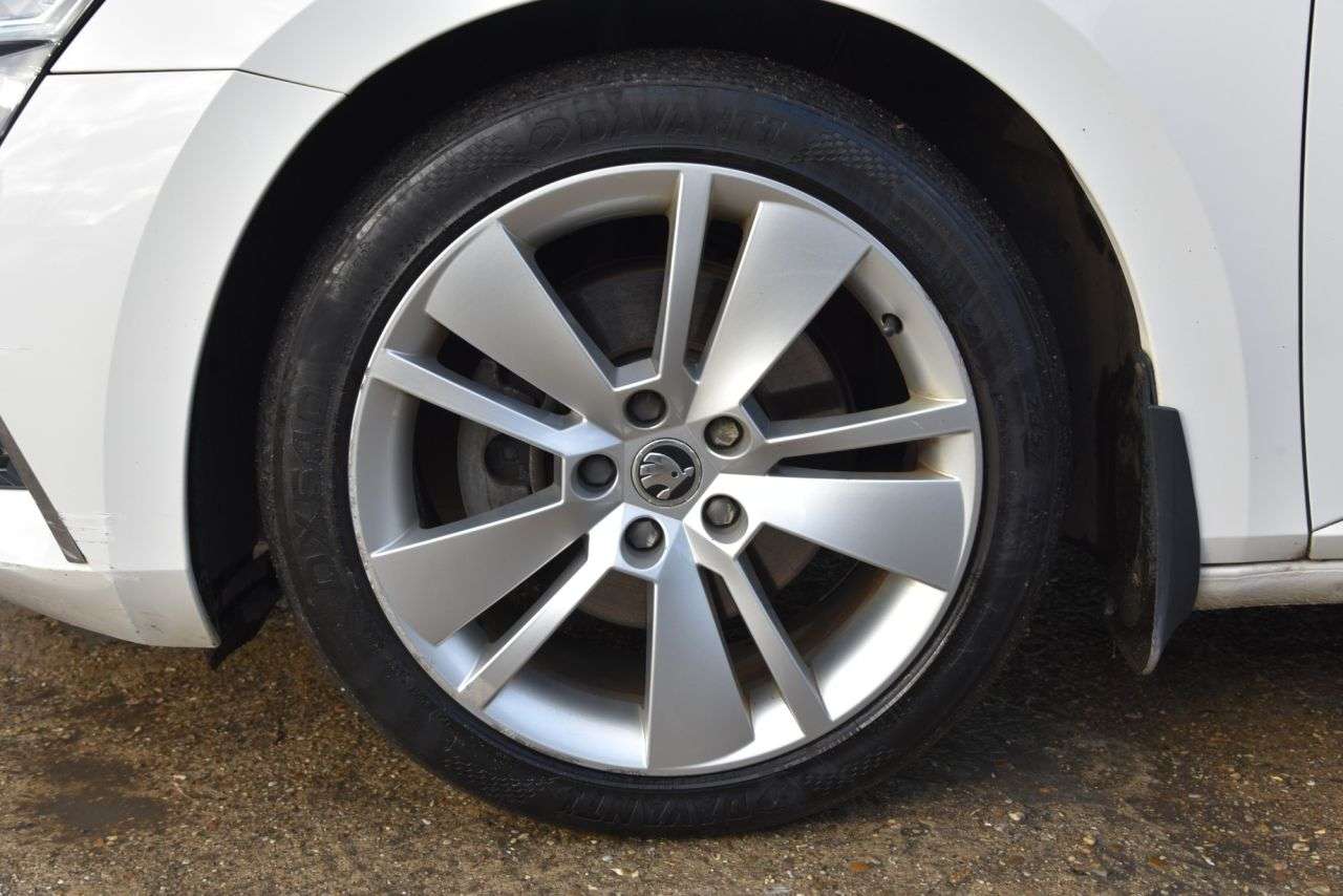 2020 SKODA SUPERB 2020 SKODA SUPERB