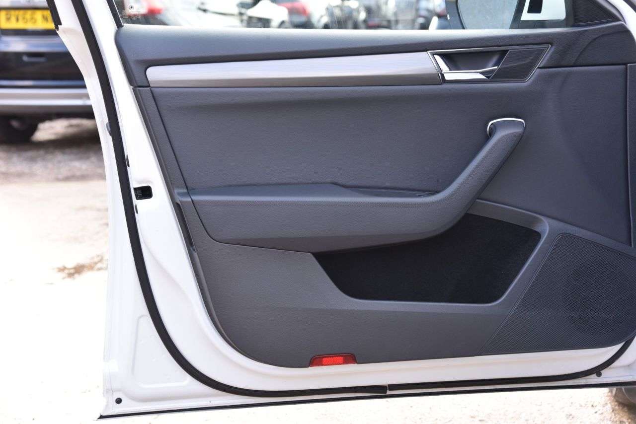 2020 SKODA SUPERB 2020 SKODA SUPERB