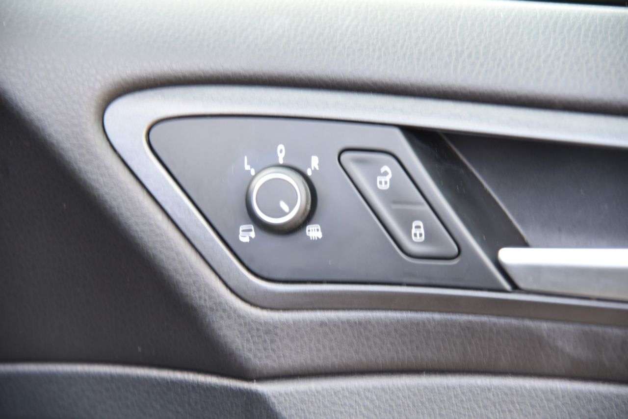 2017 VOLKSWAGEN GOLF 2017 VOLKSWAGEN GOLF