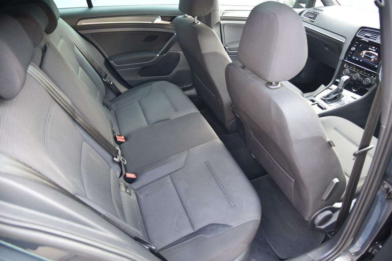 2017 VOLKSWAGEN GOLF 2017 VOLKSWAGEN GOLF