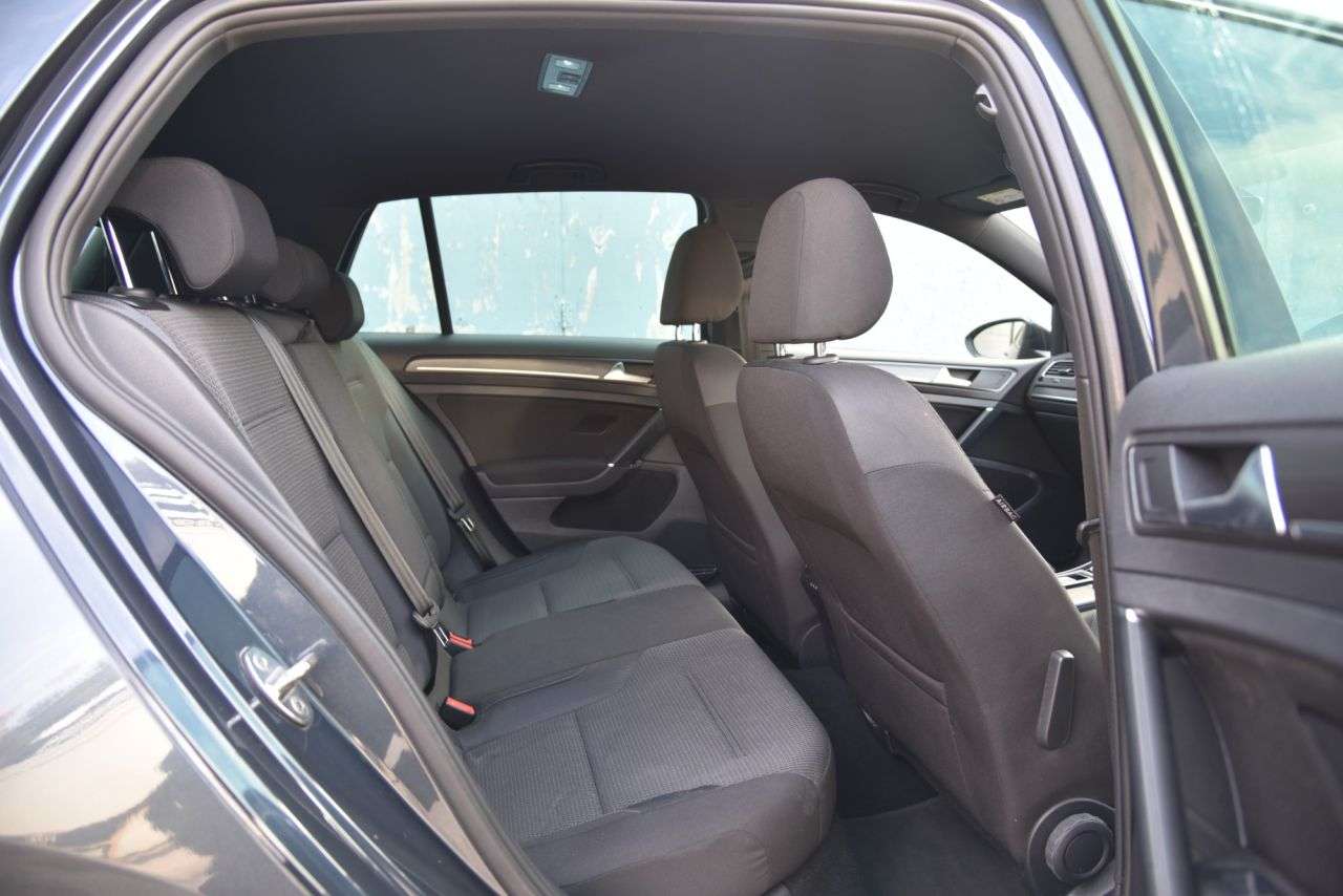 2017 VOLKSWAGEN GOLF 2017 VOLKSWAGEN GOLF