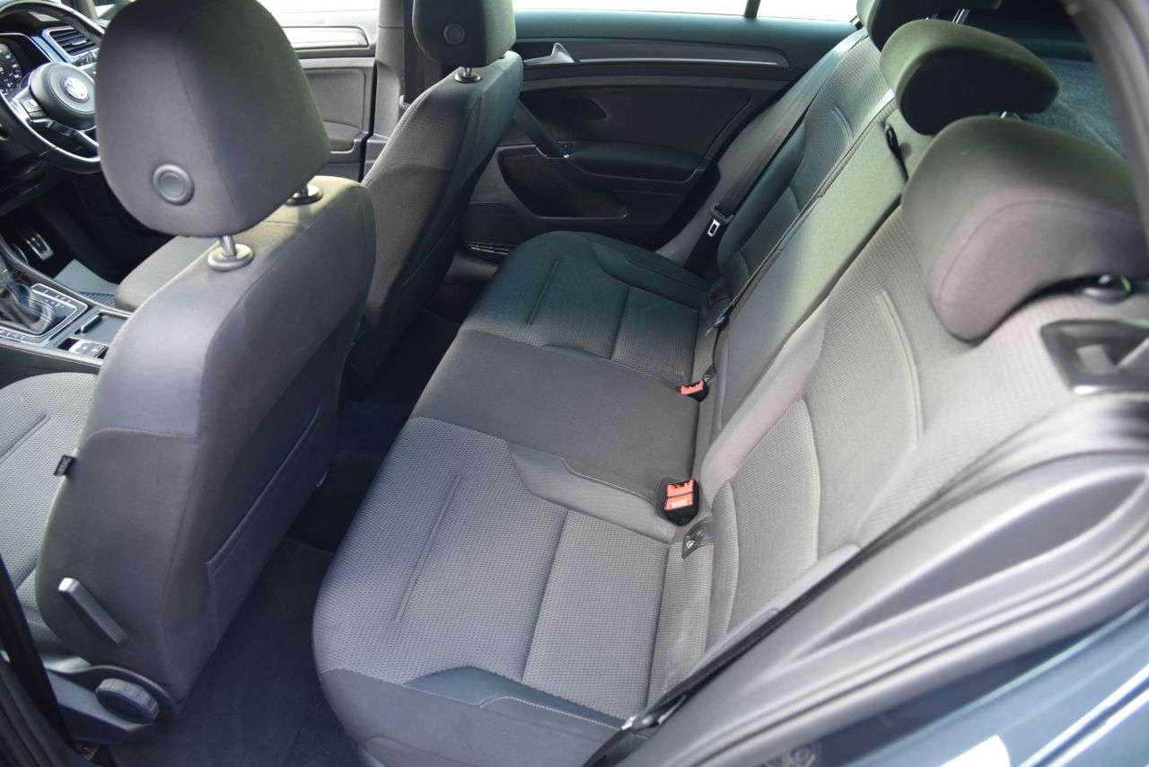 2017 VOLKSWAGEN GOLF 2017 VOLKSWAGEN GOLF