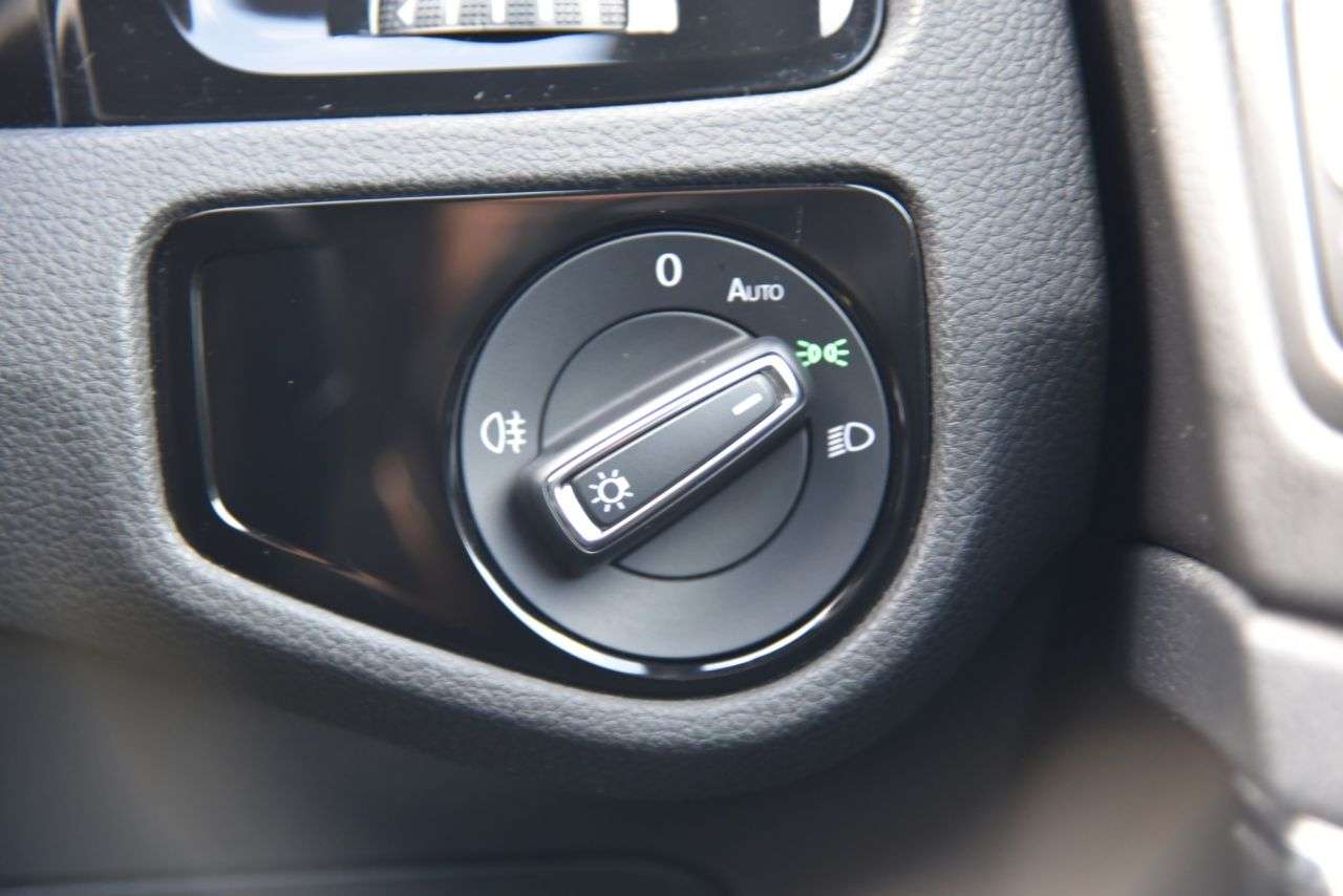 2017 VOLKSWAGEN GOLF 2017 VOLKSWAGEN GOLF