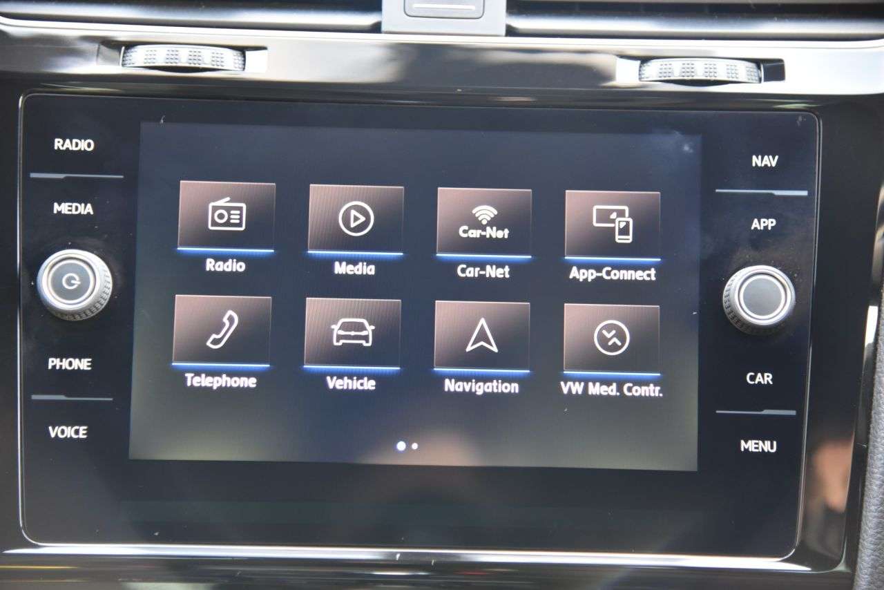 2017 VOLKSWAGEN GOLF 2017 VOLKSWAGEN GOLF