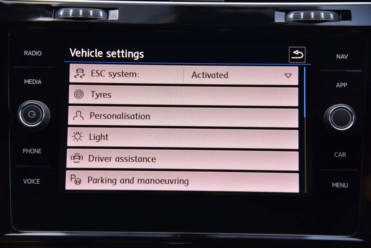 2017 VOLKSWAGEN GOLF 2017 VOLKSWAGEN GOLF