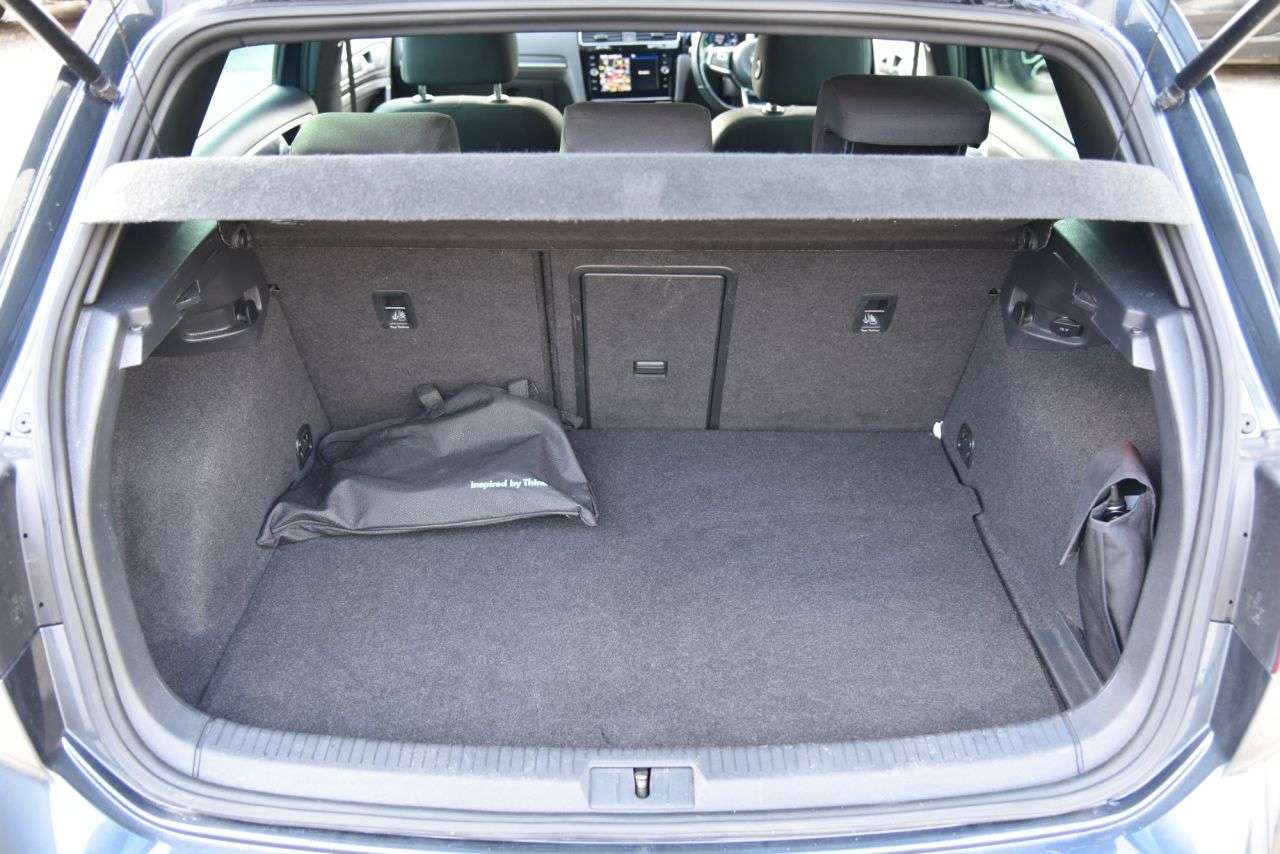 2017 VOLKSWAGEN GOLF 2017 VOLKSWAGEN GOLF