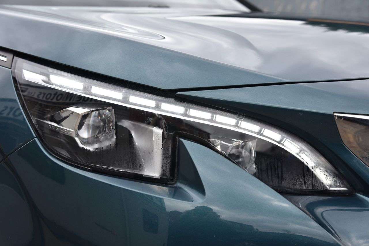 2018 PEUGEOT 5008 2018 PEUGEOT 5008