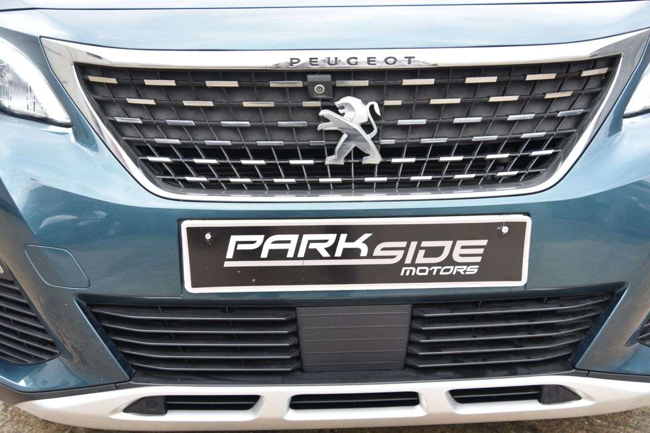 2018 PEUGEOT 5008 2018 PEUGEOT 5008