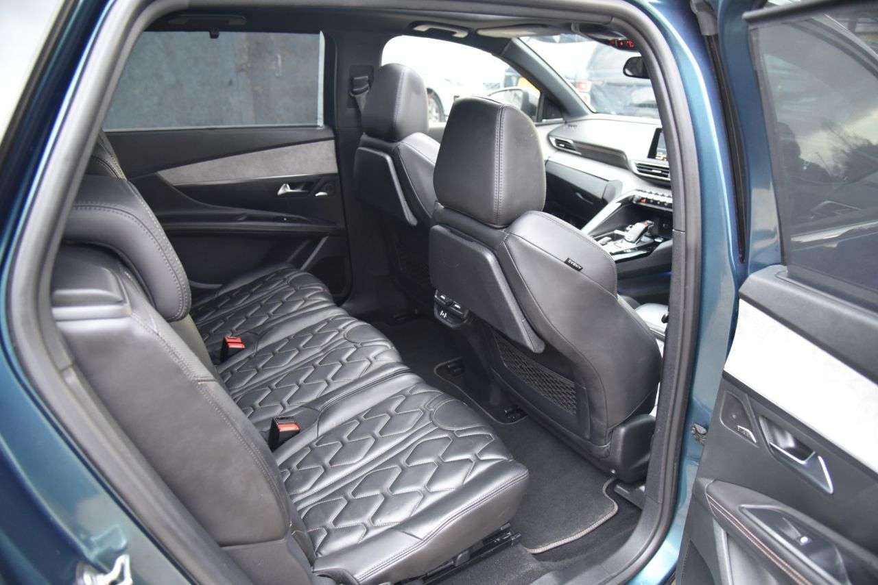 2018 PEUGEOT 5008 2018 PEUGEOT 5008