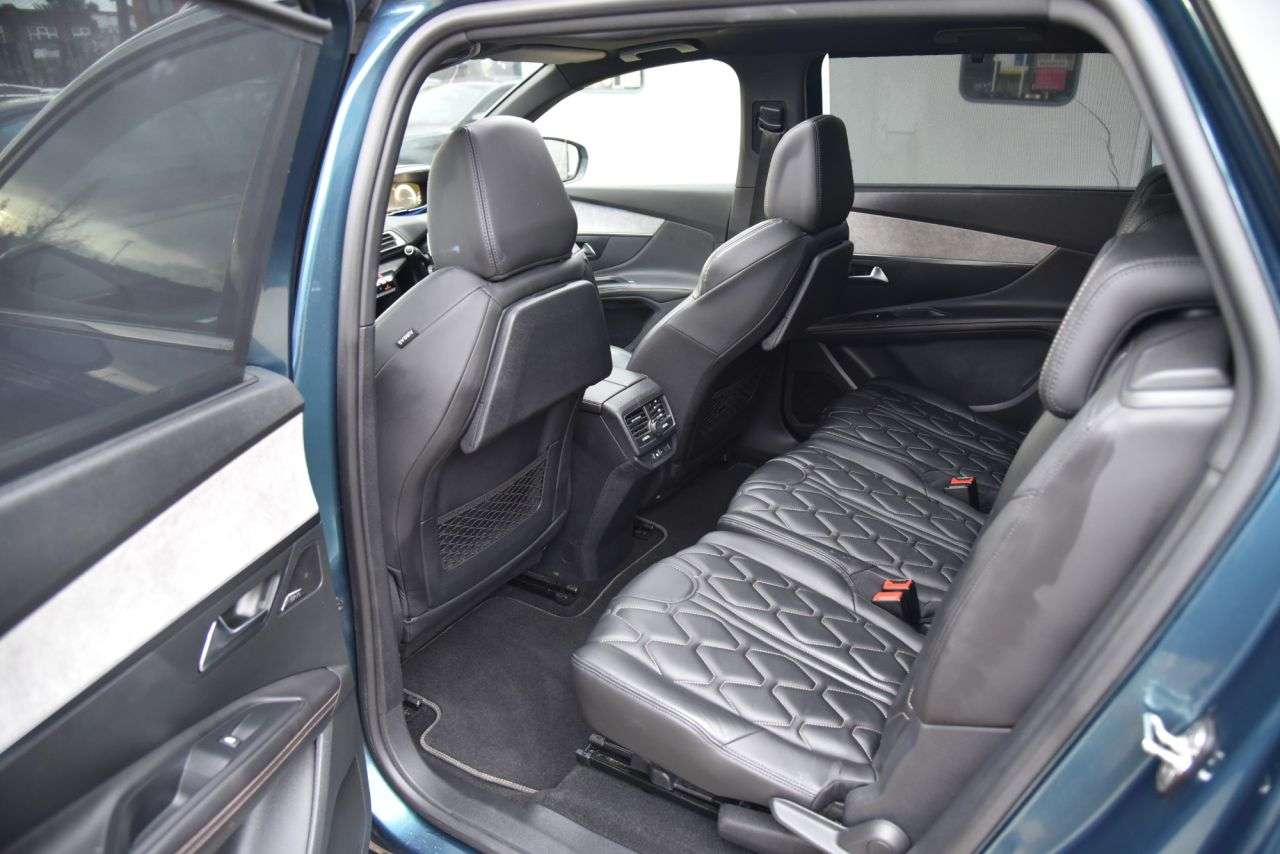 2018 PEUGEOT 5008 2018 PEUGEOT 5008