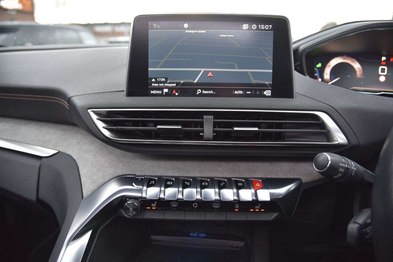 2018 PEUGEOT 5008 2018 PEUGEOT 5008