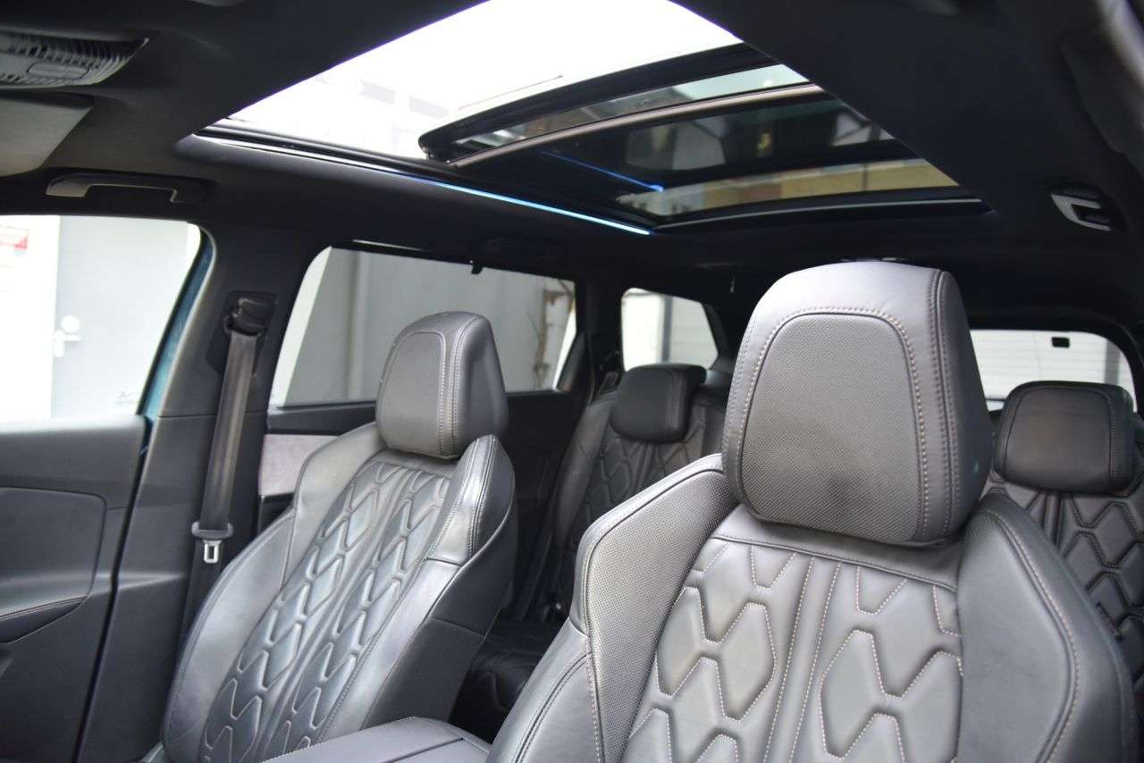 2018 PEUGEOT 5008 2018 PEUGEOT 5008