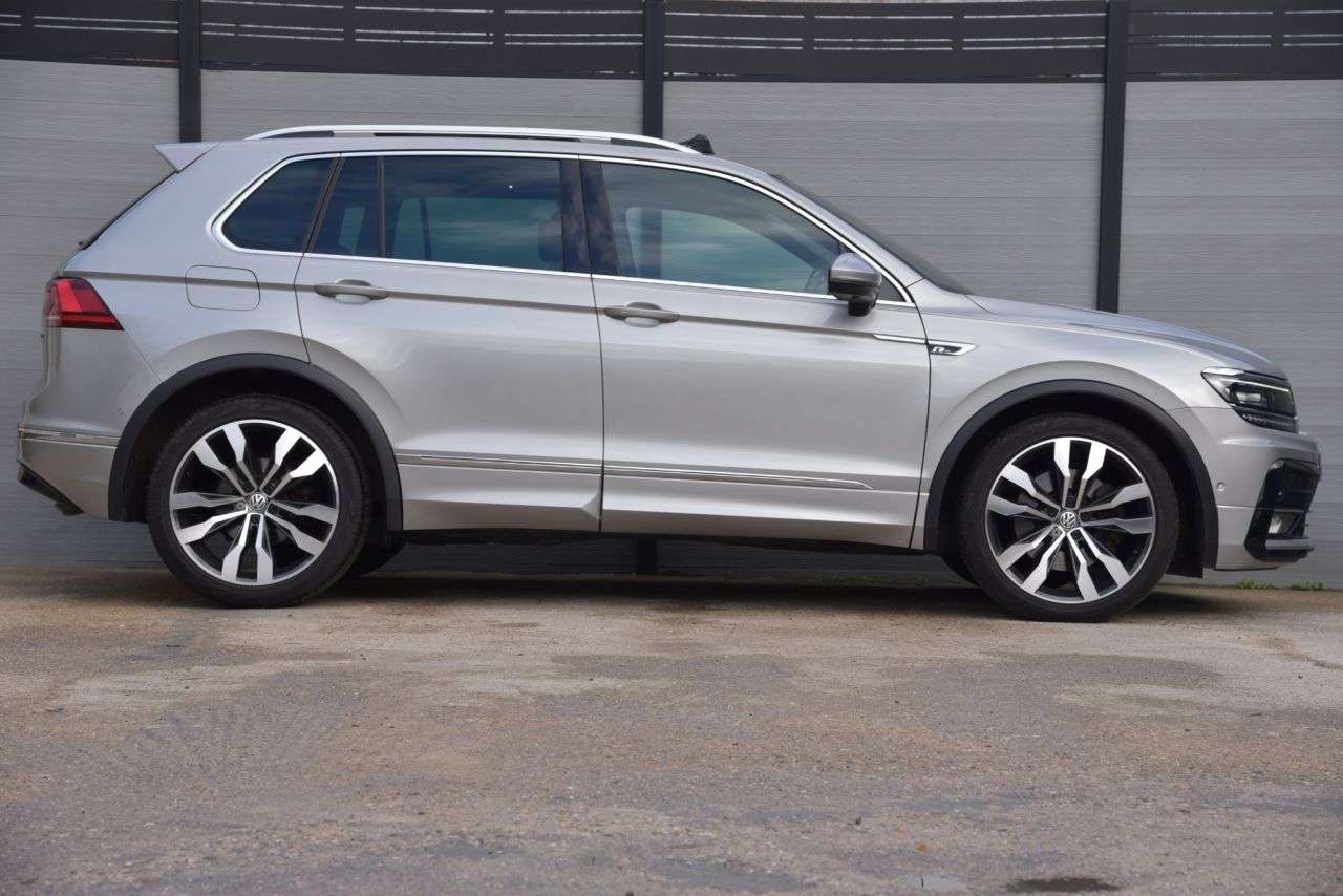2019 VOLKSWAGEN TIGUAN 2019 VOLKSWAGEN TIGUAN