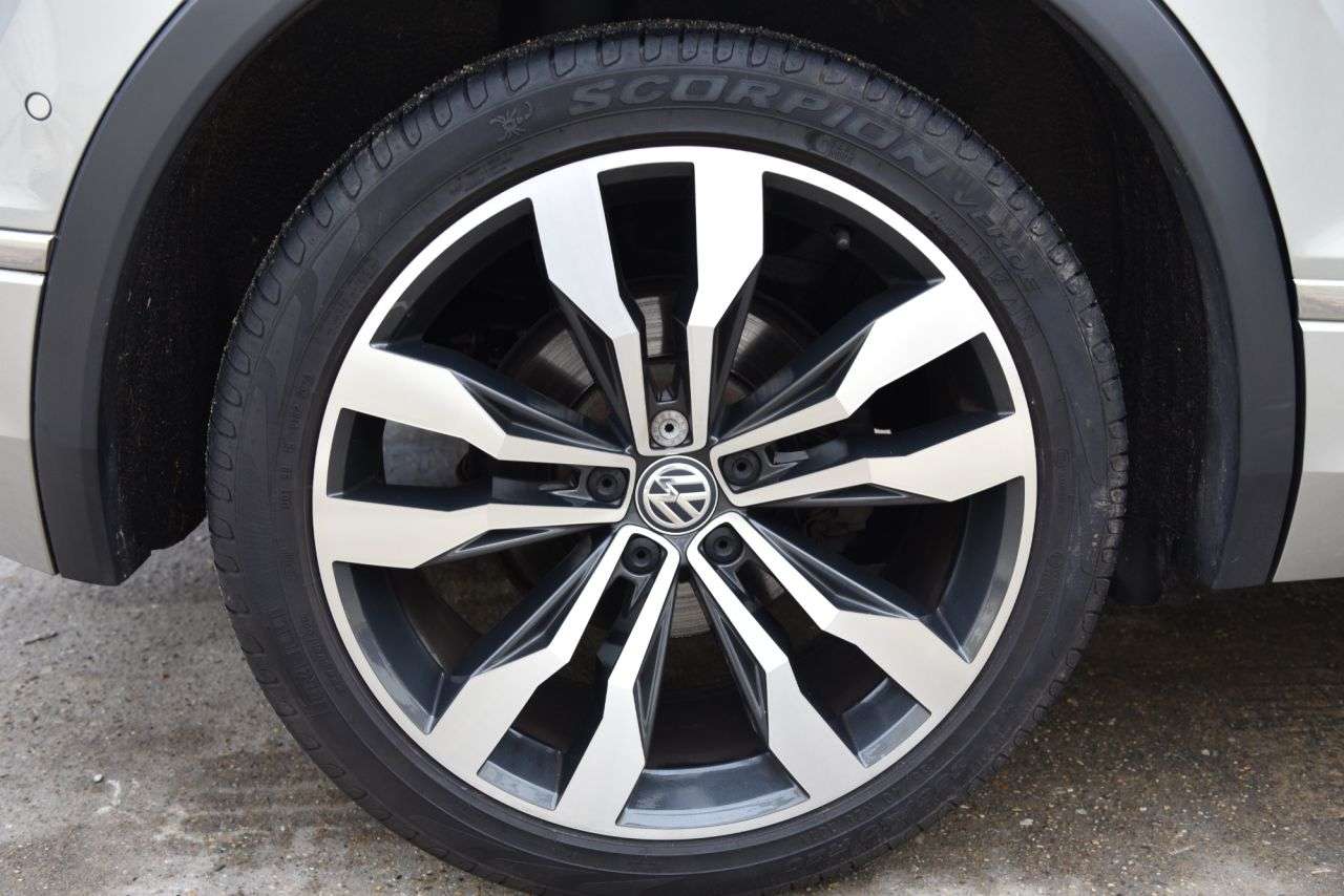 2019 VOLKSWAGEN TIGUAN 2019 VOLKSWAGEN TIGUAN