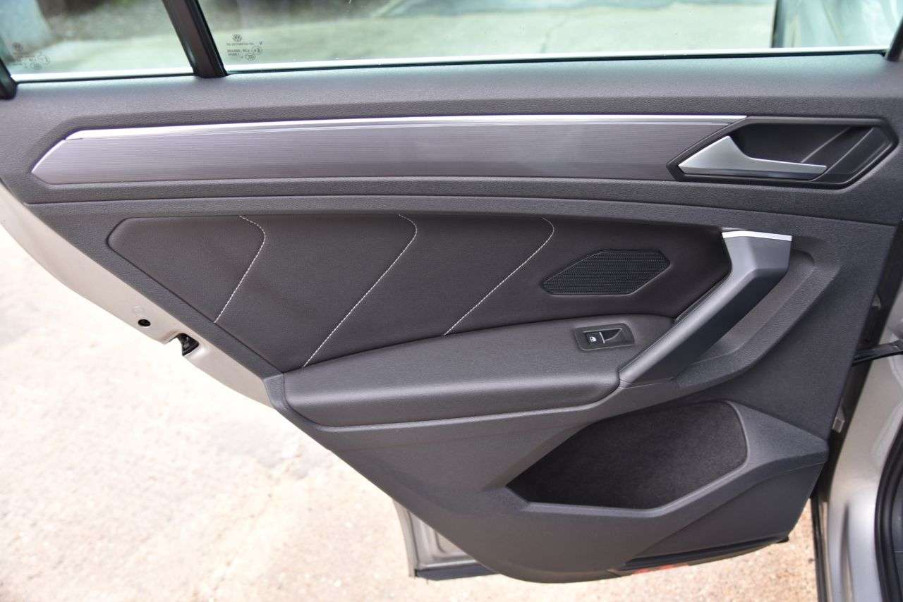 2019 VOLKSWAGEN TIGUAN 2019 VOLKSWAGEN TIGUAN