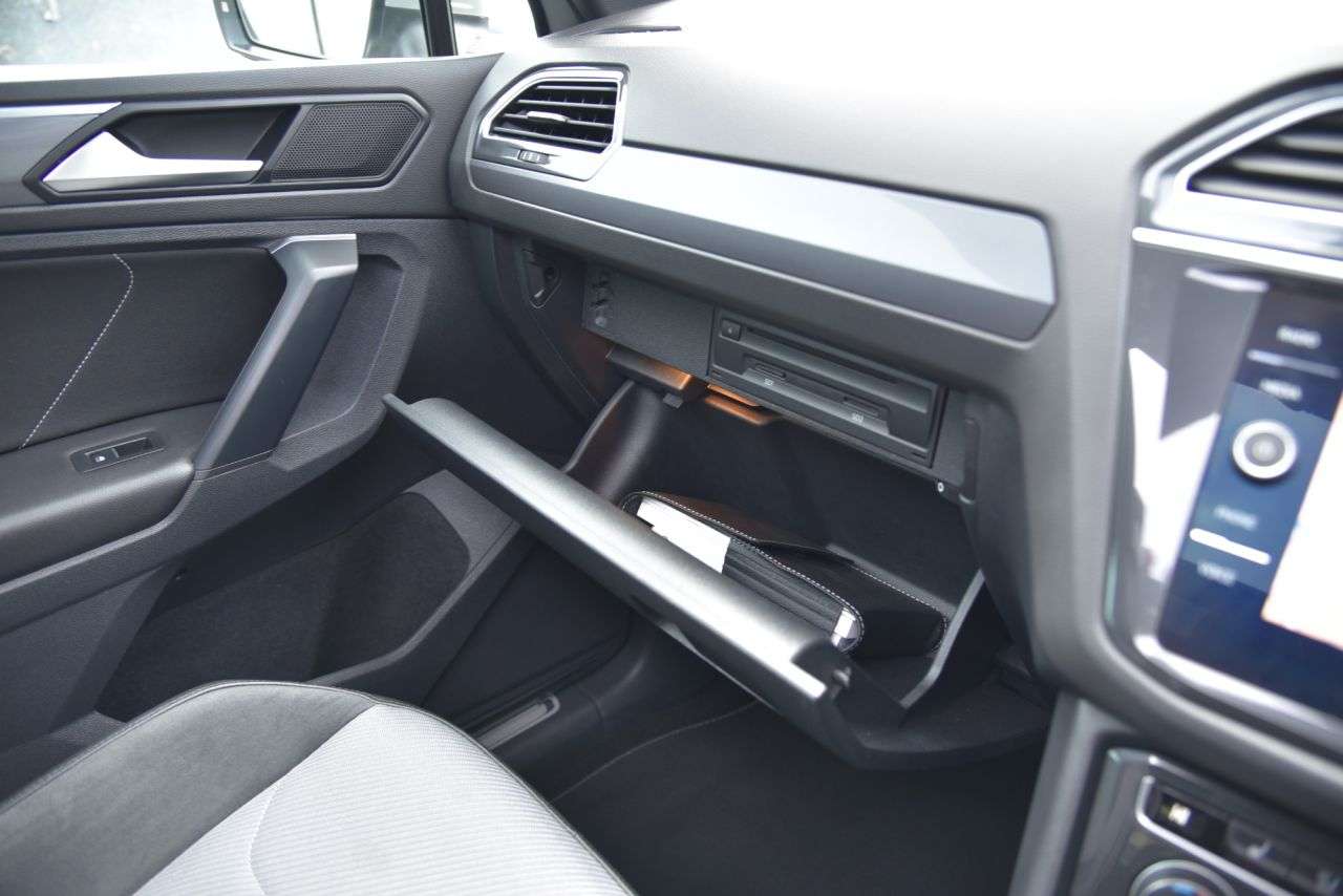 2019 VOLKSWAGEN TIGUAN 2019 VOLKSWAGEN TIGUAN