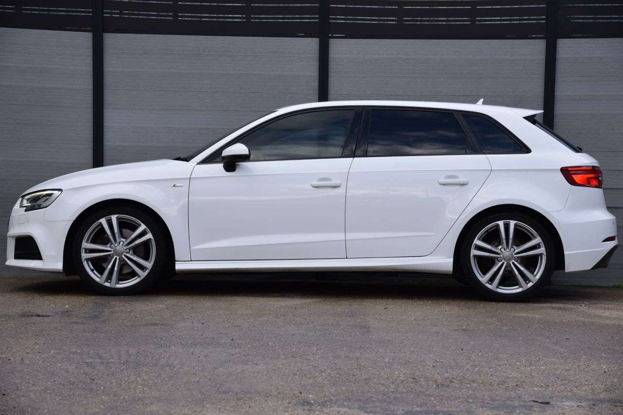 2017 AUDI A3 2017 AUDI A3