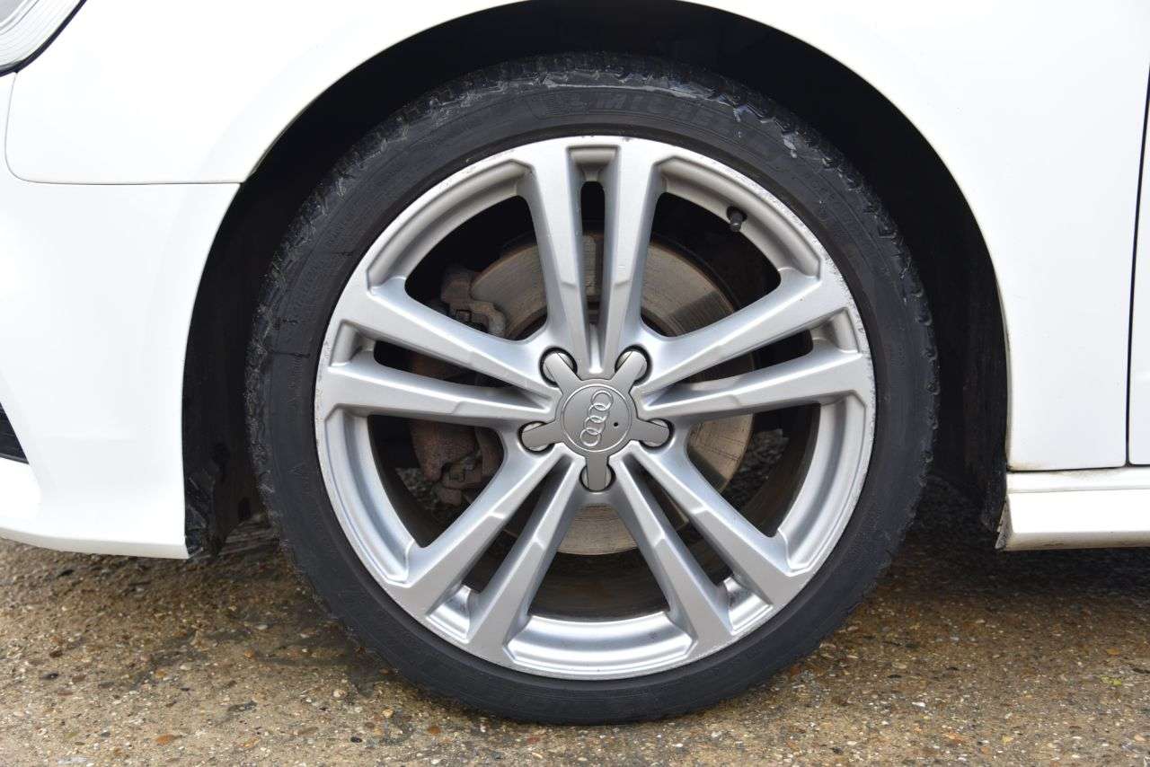 2017 AUDI A3 2017 AUDI A3