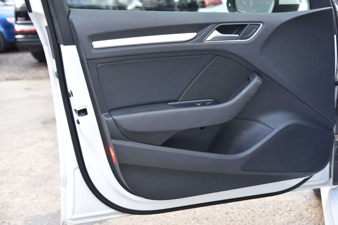 2017 AUDI A3 2017 AUDI A3