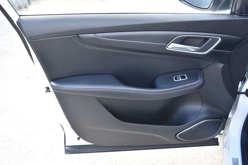 2023 MG MG HS 2023 MG MG HS