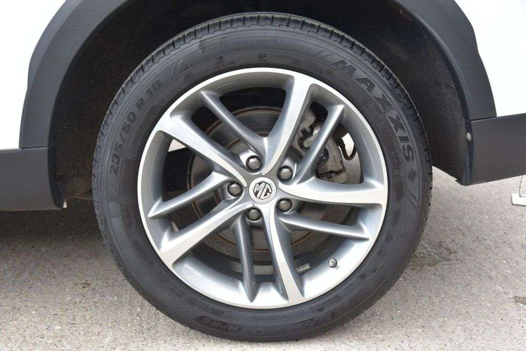 2023 MG MG HS 2023 MG MG HS