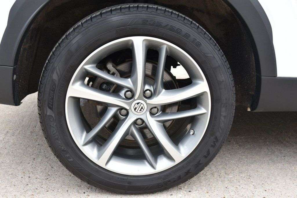 2023 MG MG HS 2023 MG MG HS