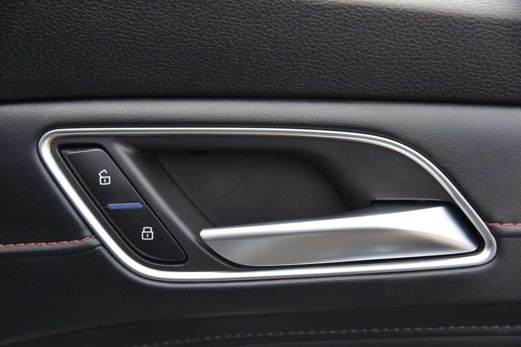 2023 MG MG HS 2023 MG MG HS