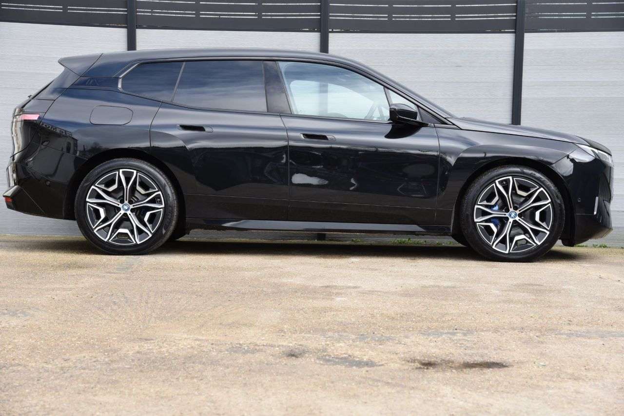 2022 BMW IX 2022 BMW IX