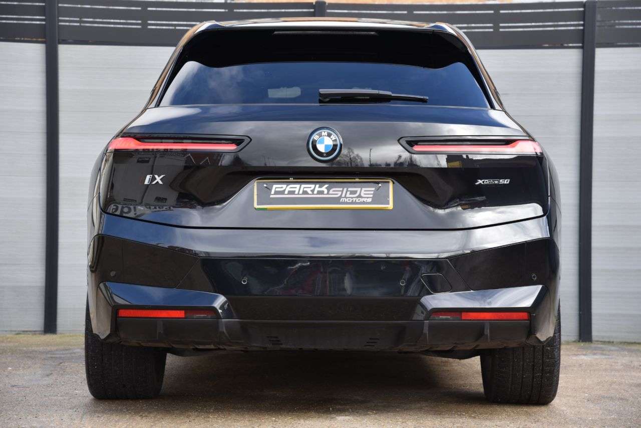 2022 BMW IX 2022 BMW IX