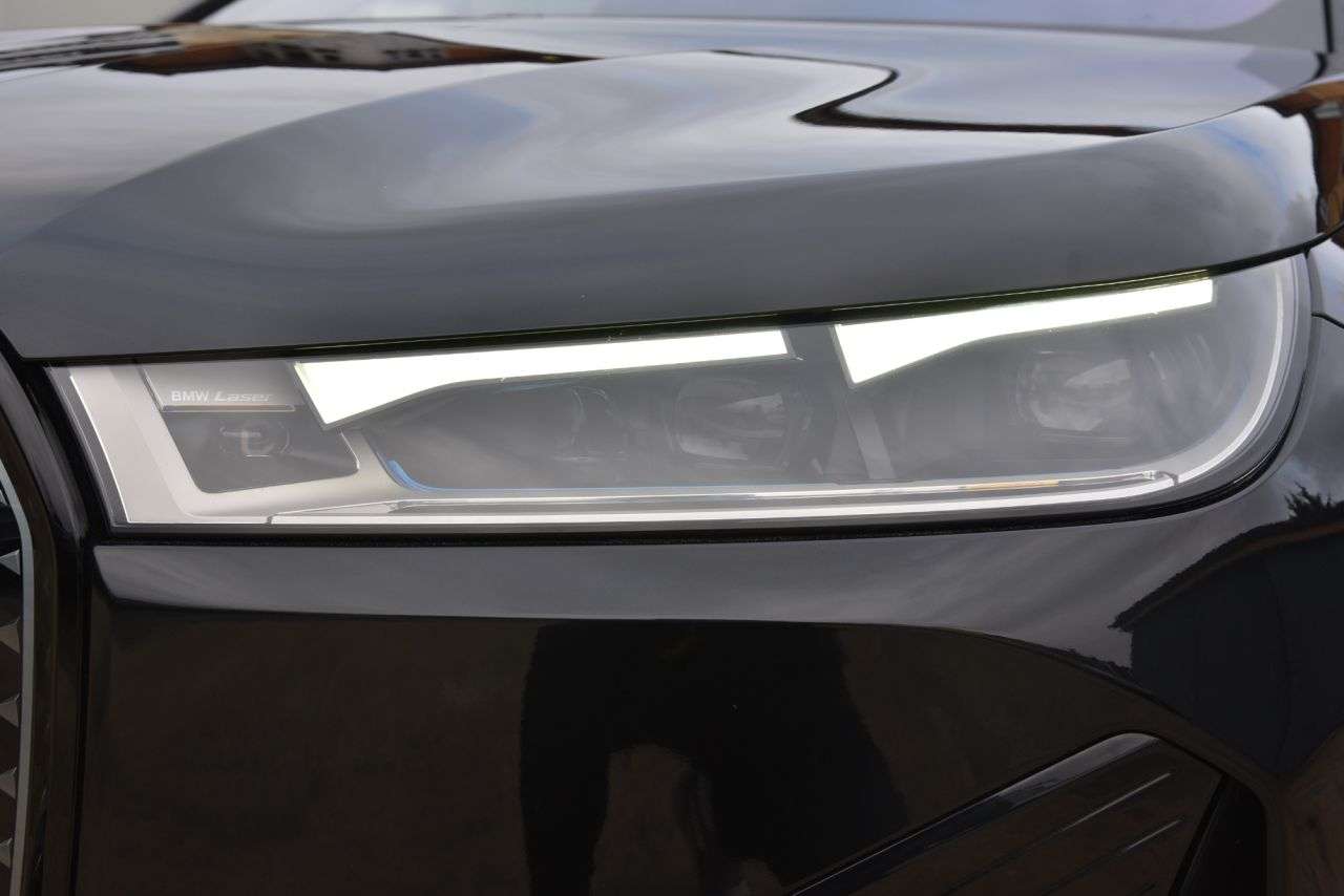 2022 BMW IX 2022 BMW IX