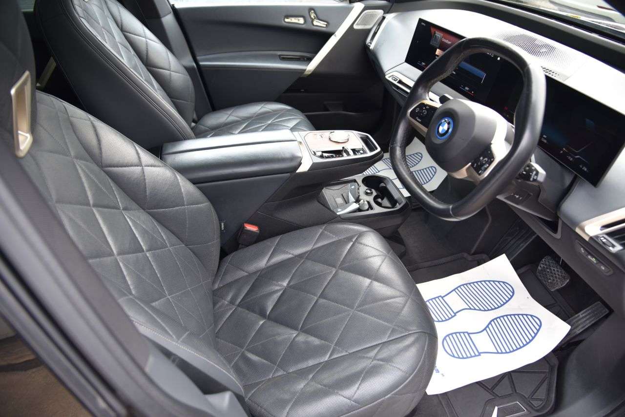 2022 BMW IX 2022 BMW IX