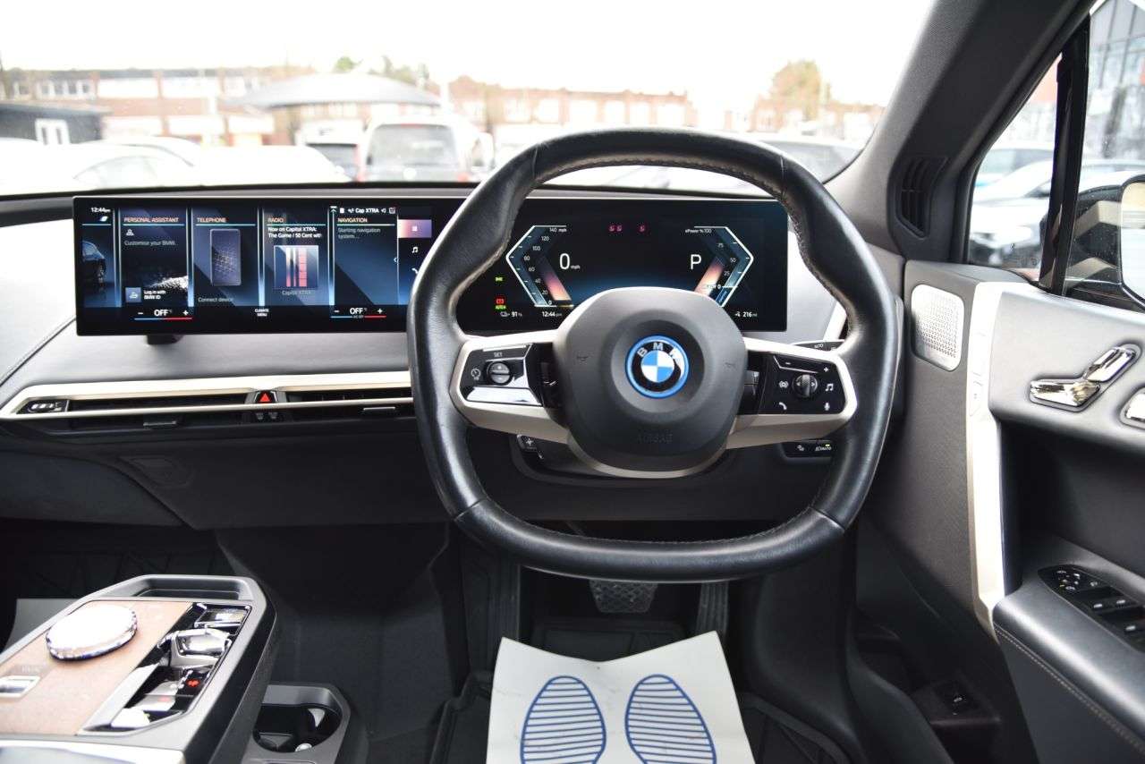2022 BMW IX 2022 BMW IX
