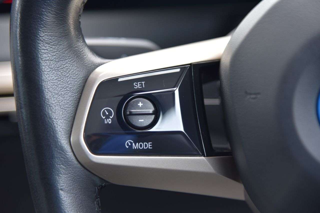 2022 BMW IX 2022 BMW IX