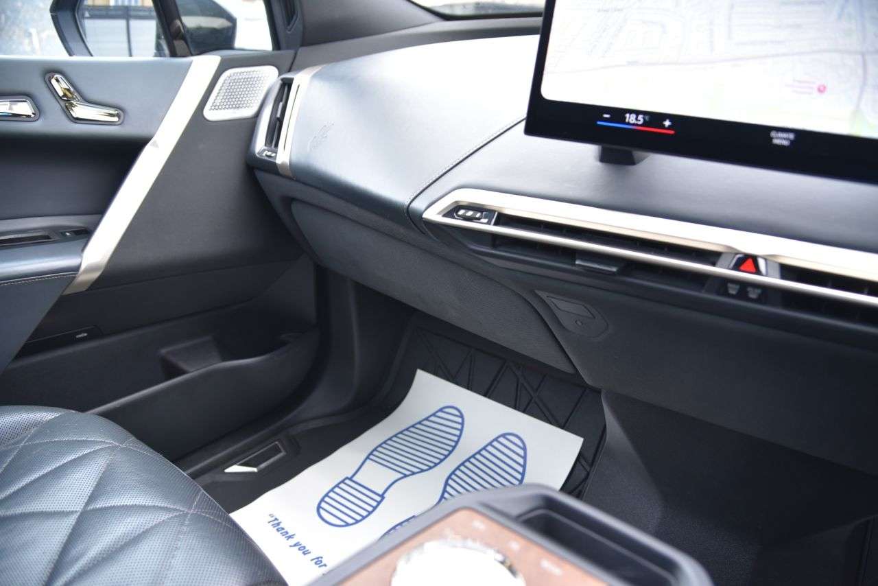 2022 BMW IX 2022 BMW IX