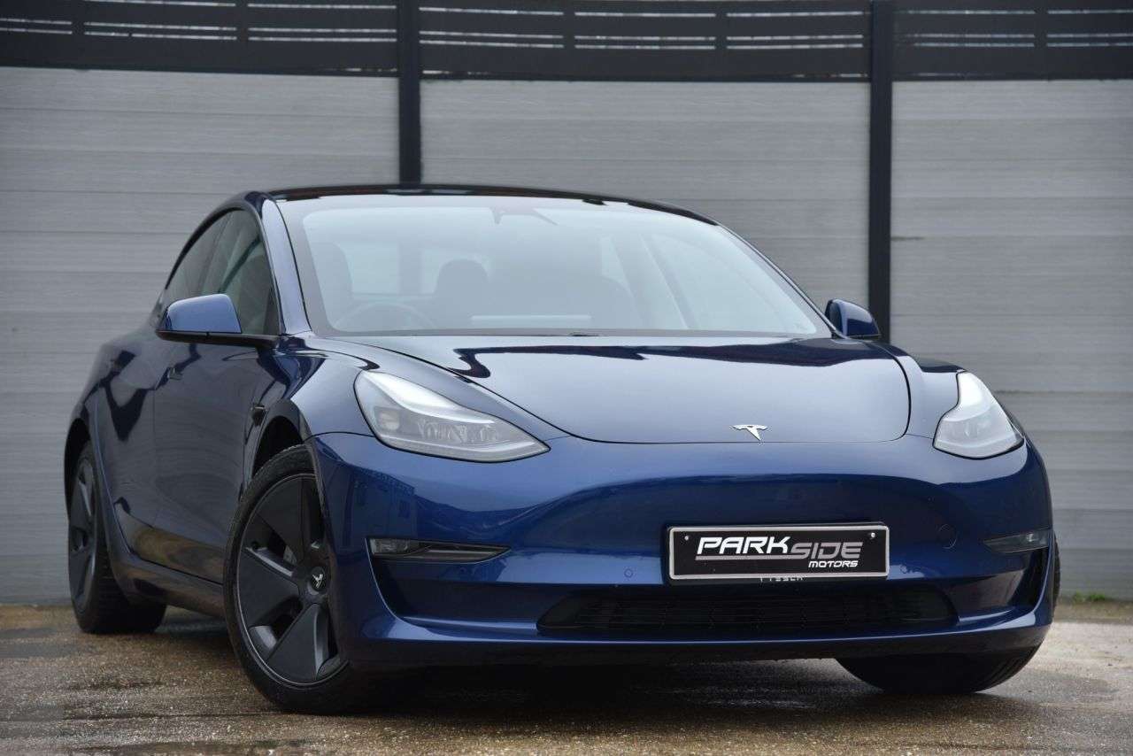 A 2020 TESLA MODEL 3 (Dual Motor) Long Range Saloon 4dr Electric Auto 4WDE (346 ps) 2 KEYS | SAT A 2020 TESLA MODEL 3 (Dual Motor) Long Range Saloon 4dr Electric Auto 4WDE (346 ps) 2 KEYS | SAT