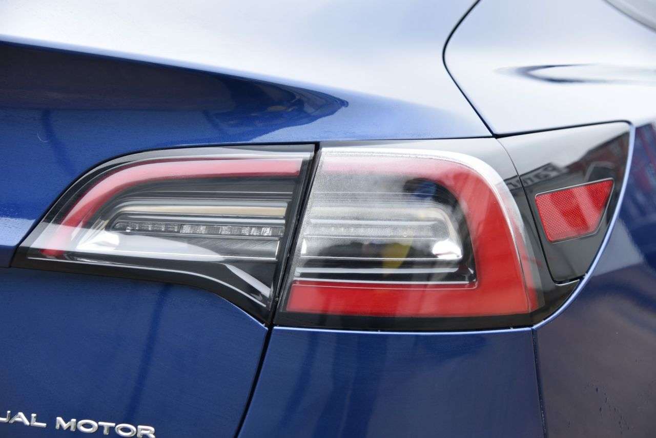 2020 TESLA MODEL 3 2020 TESLA MODEL 3