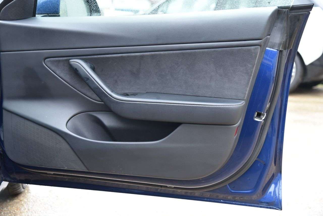 2020 TESLA MODEL 3 2020 TESLA MODEL 3