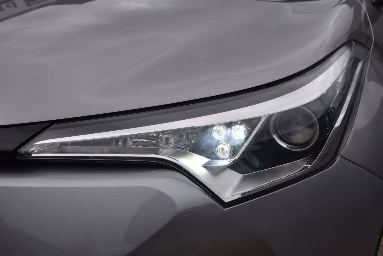 2018 TOYOTA C-HR 2018 TOYOTA C-HR