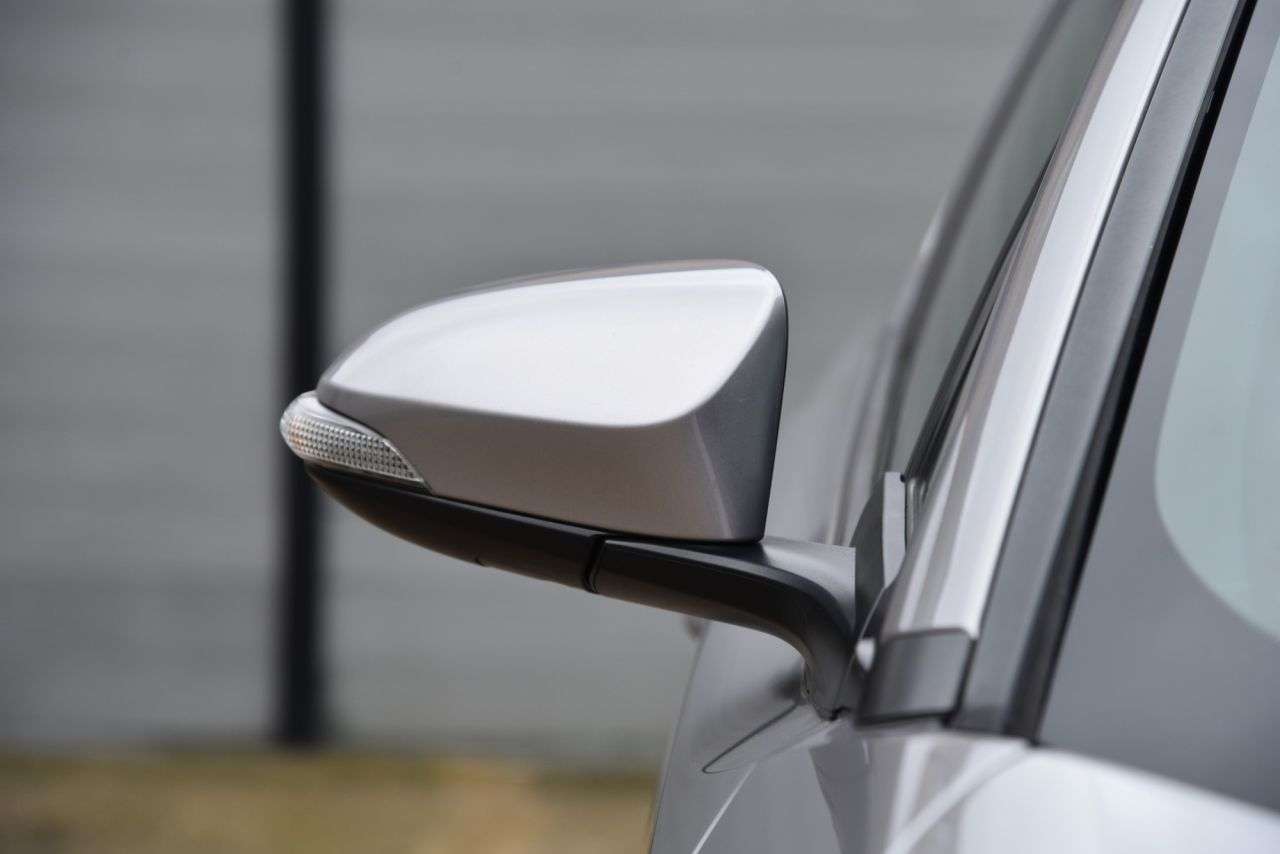 2018 TOYOTA C-HR 2018 TOYOTA C-HR