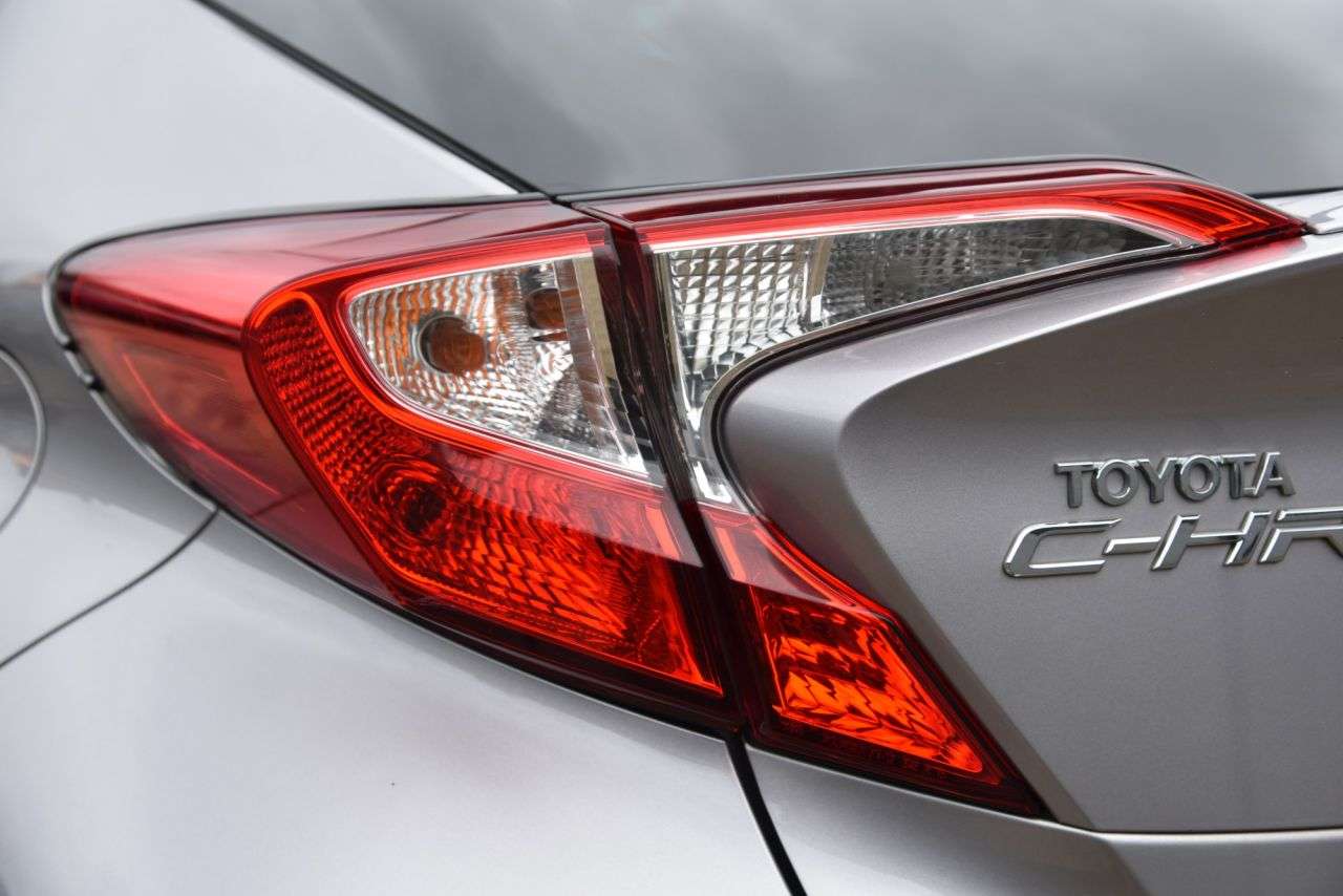 2018 TOYOTA C-HR 2018 TOYOTA C-HR