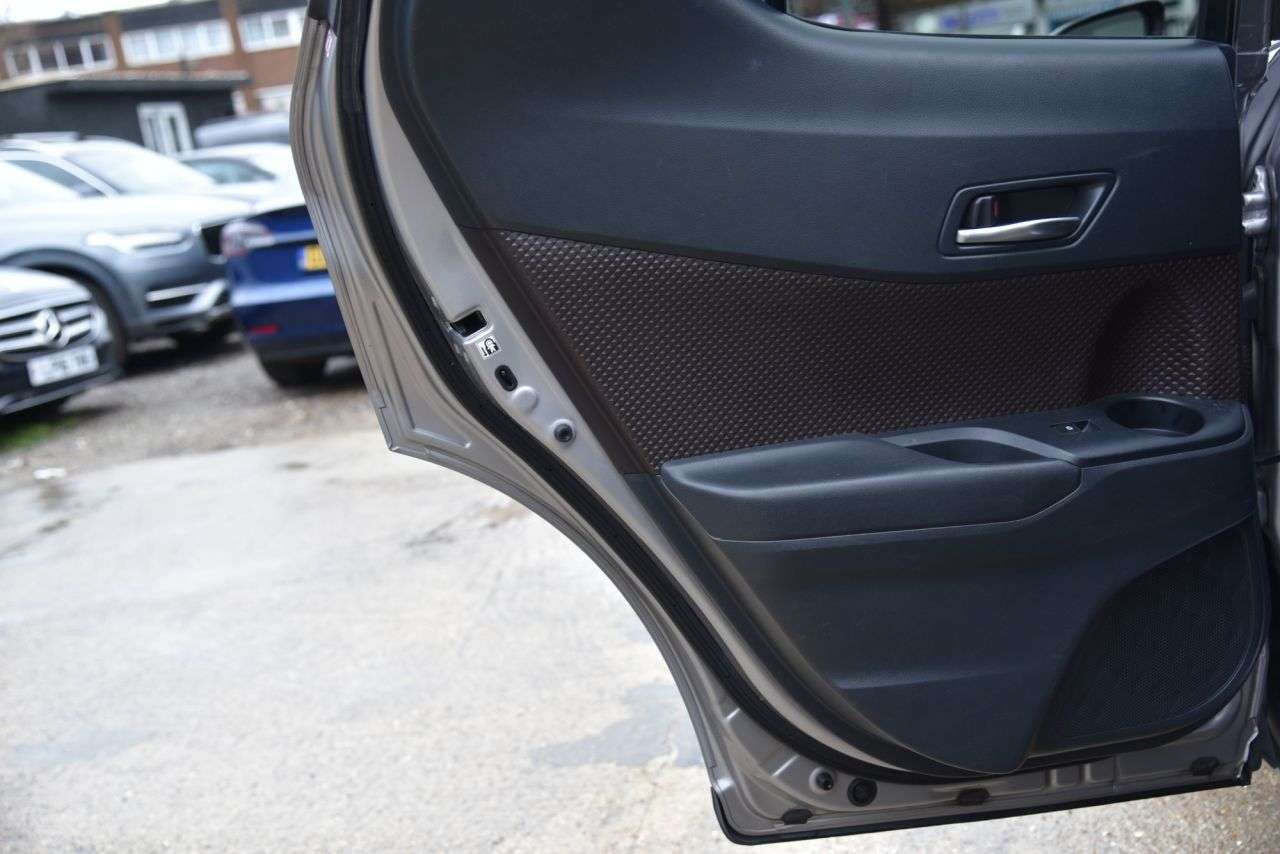 2018 TOYOTA C-HR 2018 TOYOTA C-HR