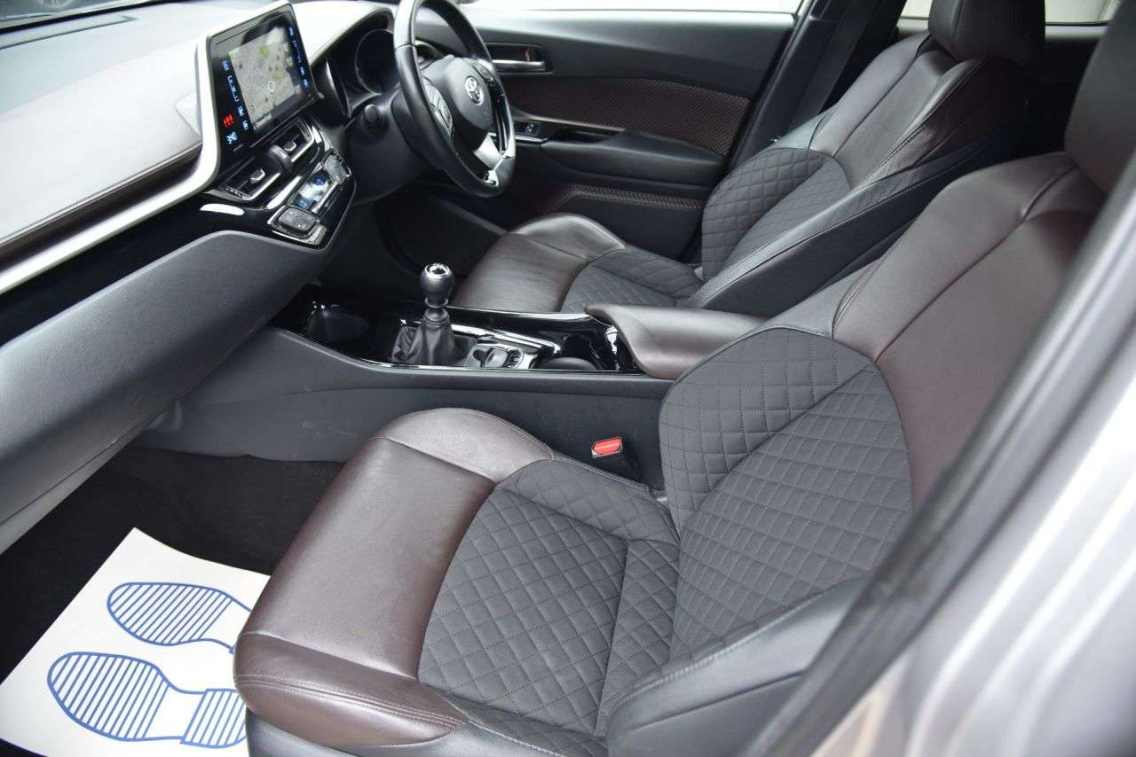 2018 TOYOTA C-HR 2018 TOYOTA C-HR