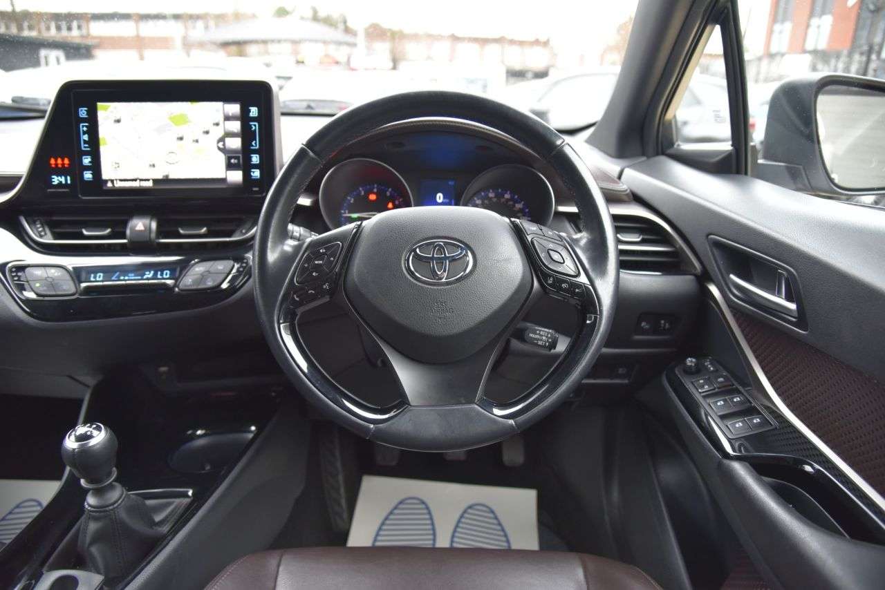 2018 TOYOTA C-HR 2018 TOYOTA C-HR