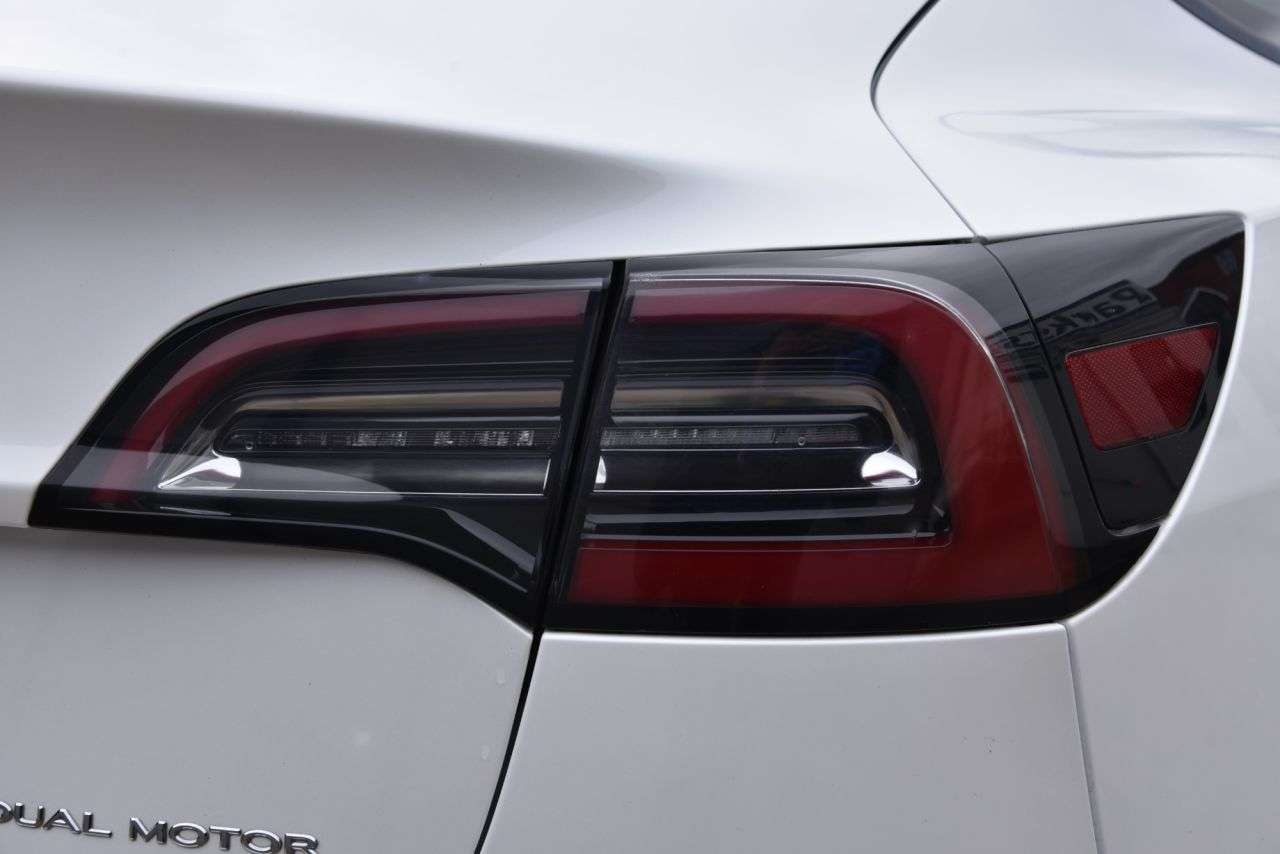 2020 TESLA MODEL 3 2020 TESLA MODEL 3