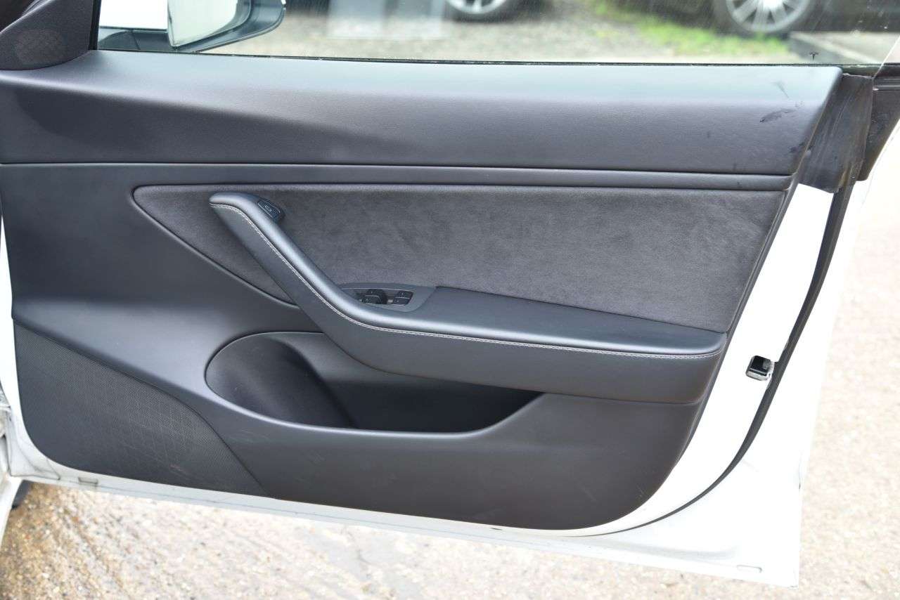 2020 TESLA MODEL 3 2020 TESLA MODEL 3